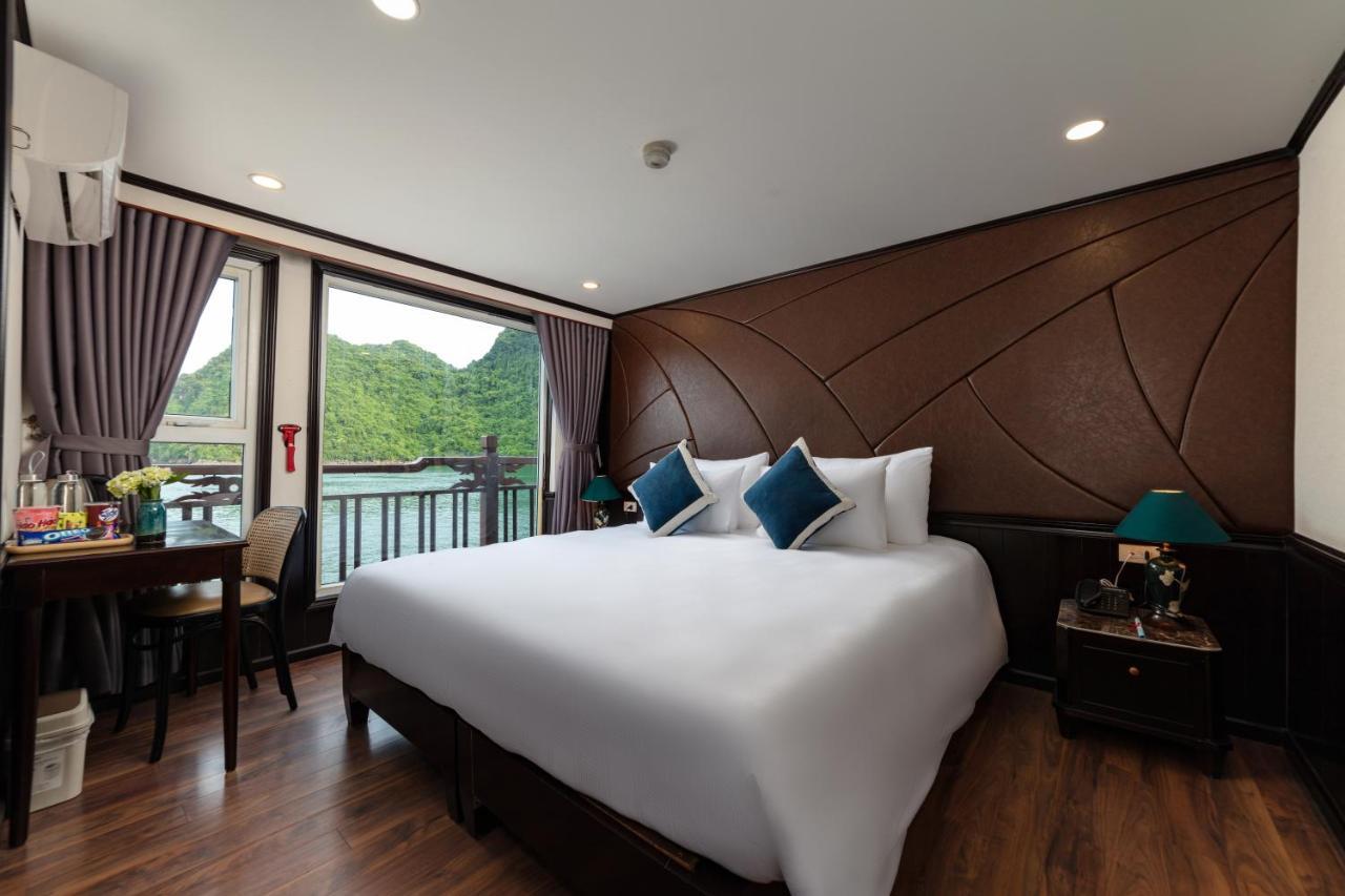 Amanda Cruise Ha Long Bay Hotel ภายนอก รูปภาพ