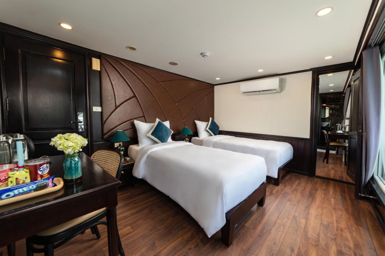 Amanda Cruise Ha Long Bay Hotel ภายนอก รูปภาพ
